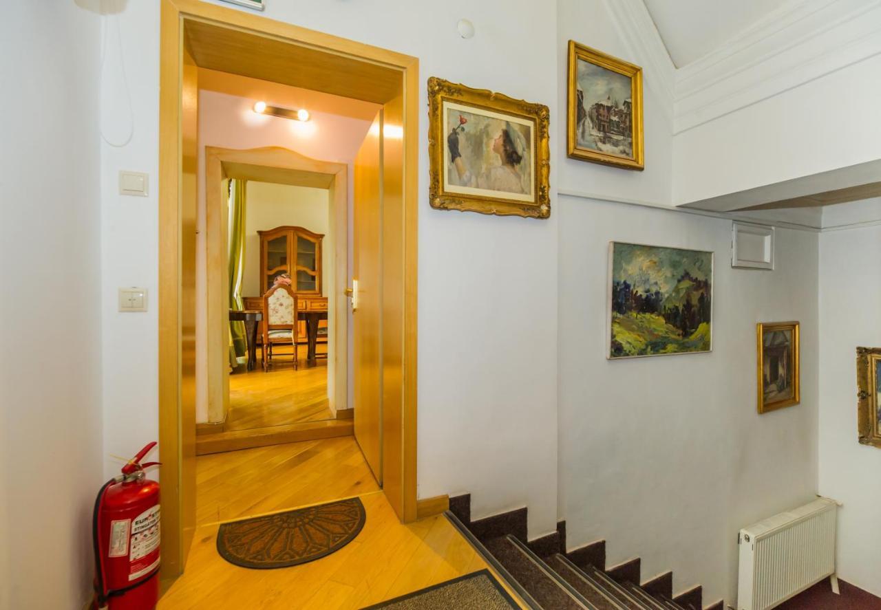 Kronhaus บราชอฟ ภายนอก รูปภาพ